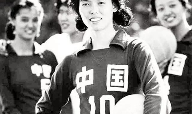 陈招娣：女排五连冠功臣，体育界第一个女将军，病逝触动郎平出山